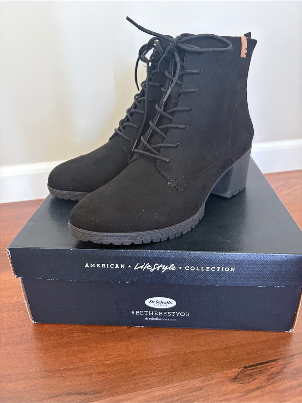Dr. Scholl's Black Lace-Up Heeled Ankle Boots
